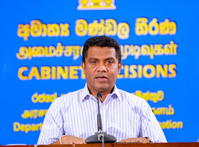 හිටපු ජනාධිපතිවරුන් සහ ඔවුන්ගේ පවුල්වලට ලබා දී ඇති වරප්‍රසාද අහෝසි කිරීම සඳහා පනත් කෙටුම්පතක්